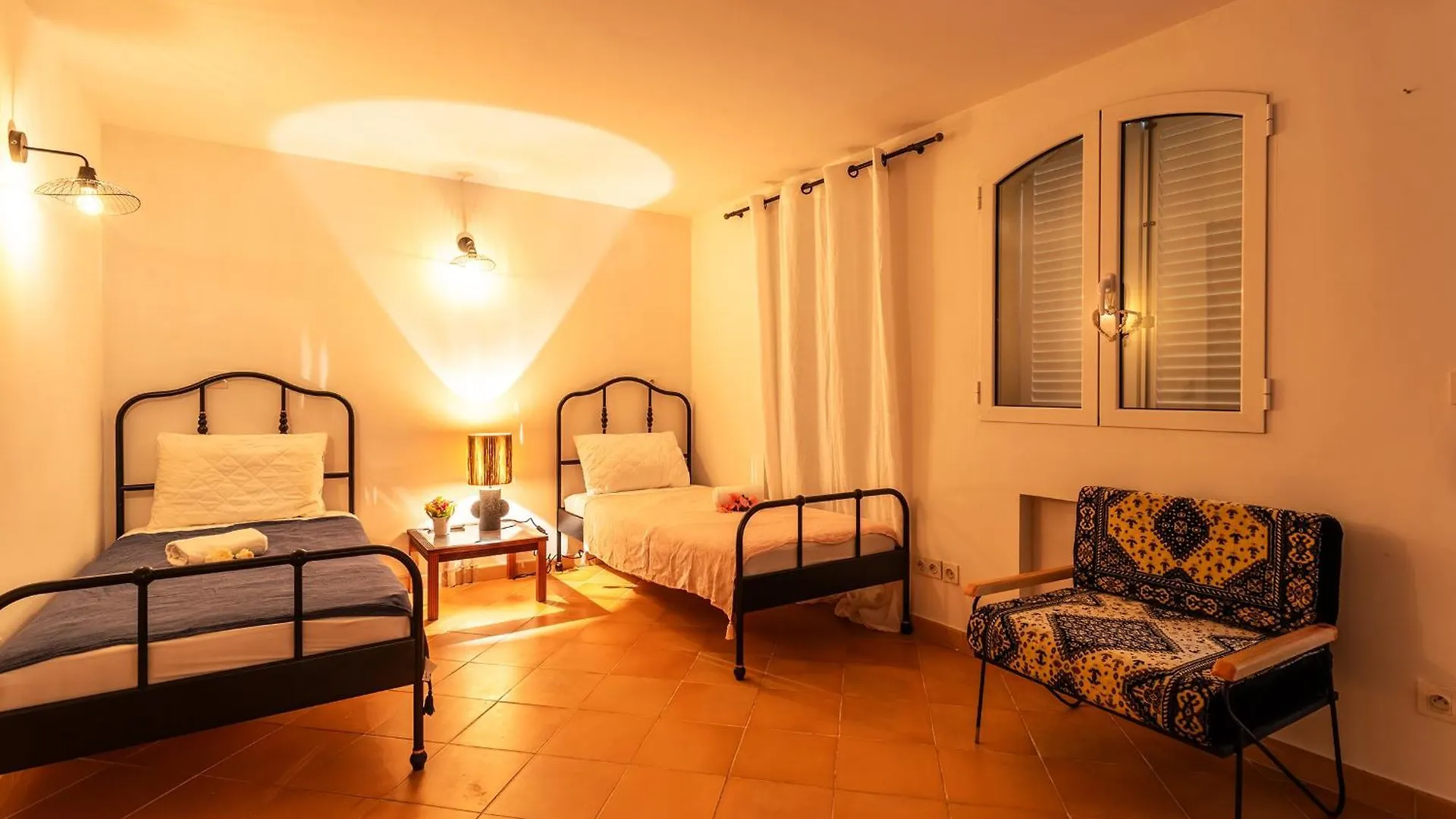 Villa Luna Vi4339 By Riviera Holiday Homes إز